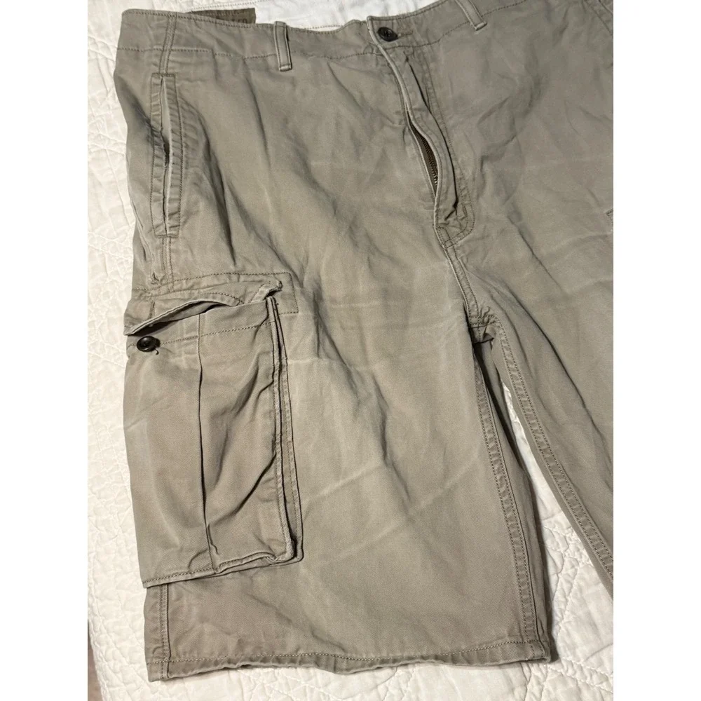 Levis Mens Cargo Shorts Khaki Tan White Tab Utility Relaxed Fit W38